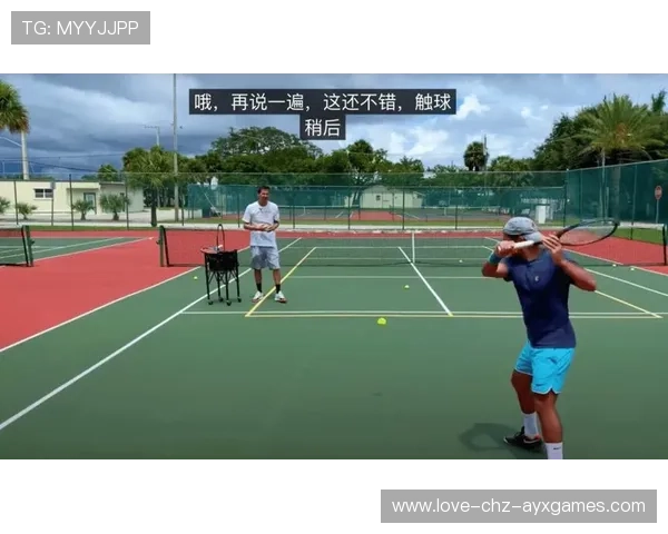 轻松攻防：全面掌握网球反手削球的稳定训练秘籍