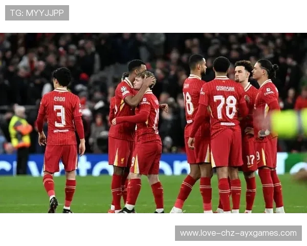 利物浦门前混战中努涅斯抢点入网，场面沸腾